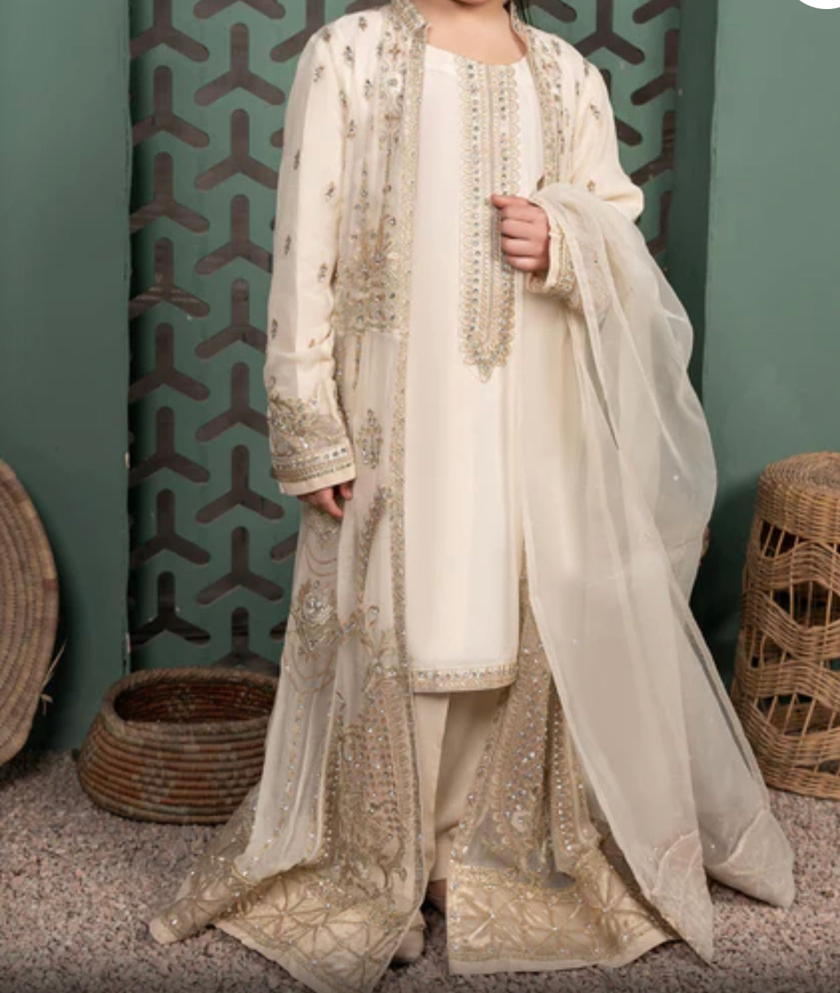 Malhar white