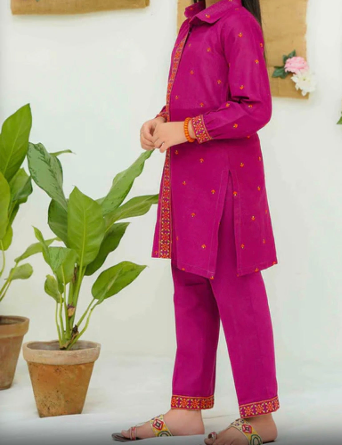 Pink designer kadhar