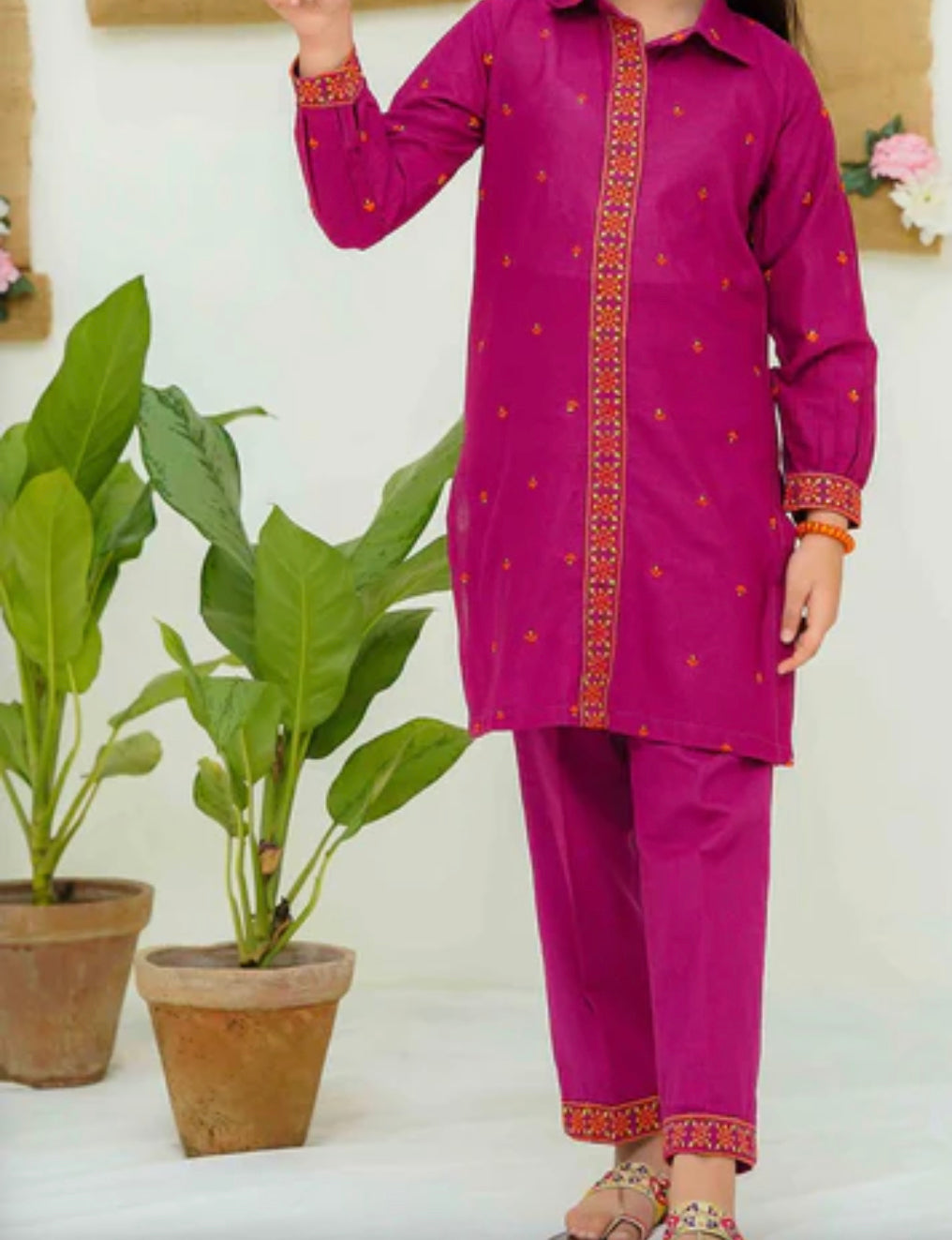 Pink designer kadhar