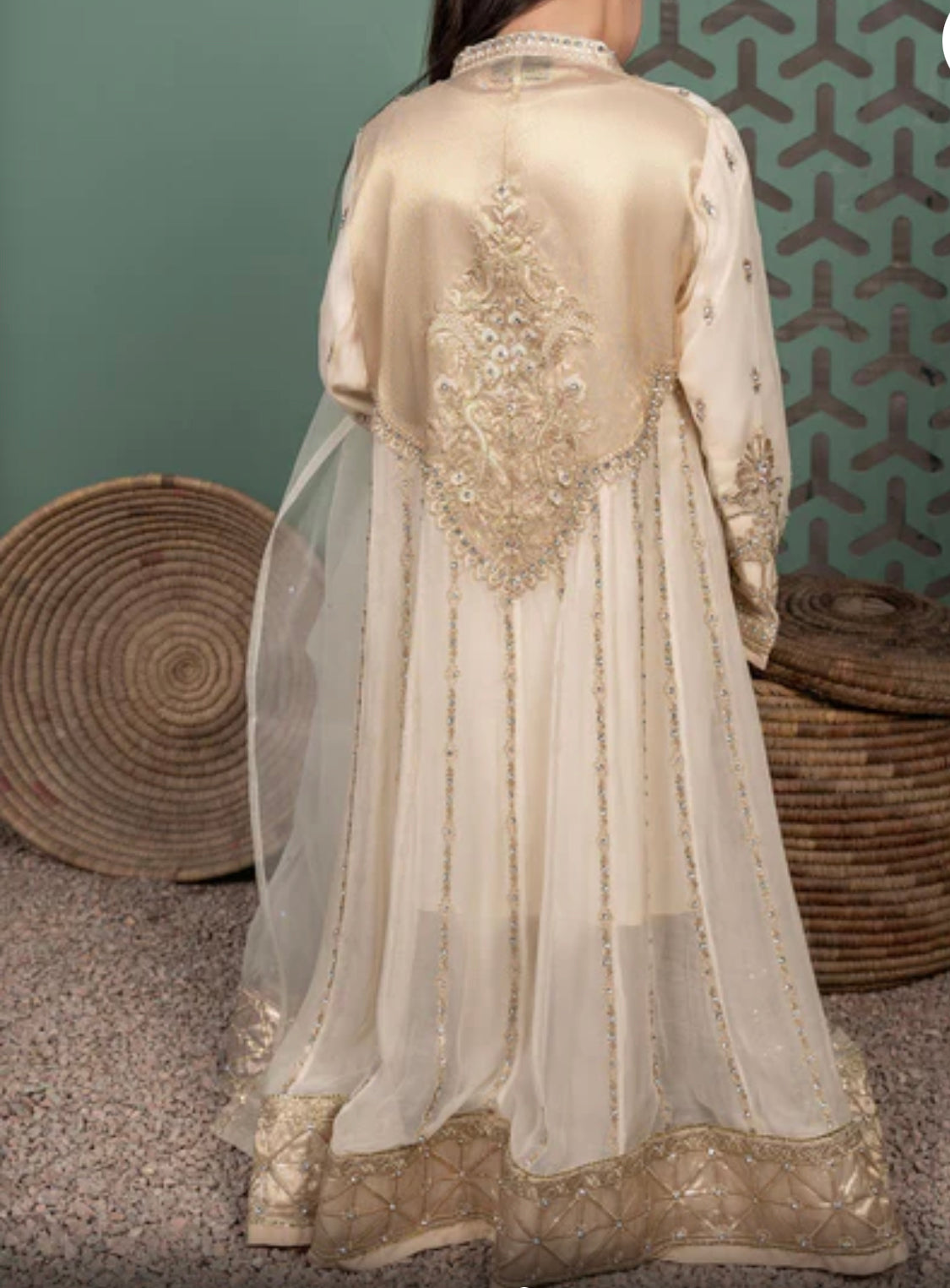 Malhar white